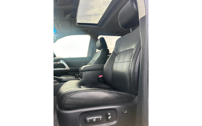 Toyota Land cruiser НАВИГАЦИЯ - автомобили, коли, обяви за нови и употребявани 13