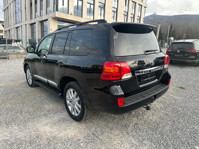 Toyota Land cruiser НАВИГАЦИЯ - автомобили, коли, обяви за нови и употребявани 7