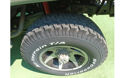 Toyota Land cruiser 2.4TD/4x4 - автомобили, коли, обяви за нови и употребявани 10