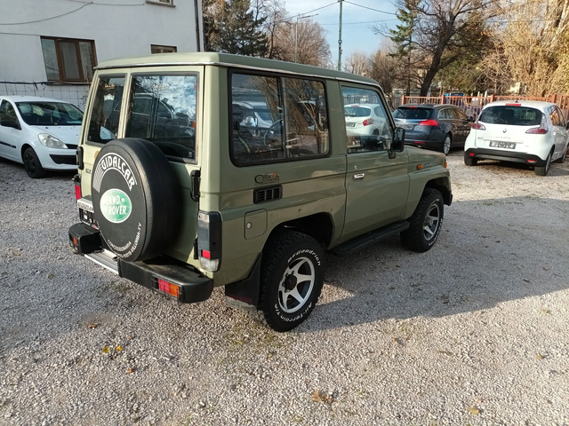 Toyota Land cruiser 2.4TD/4x4 - автомобили, коли, обяви за нови и употребявани 3