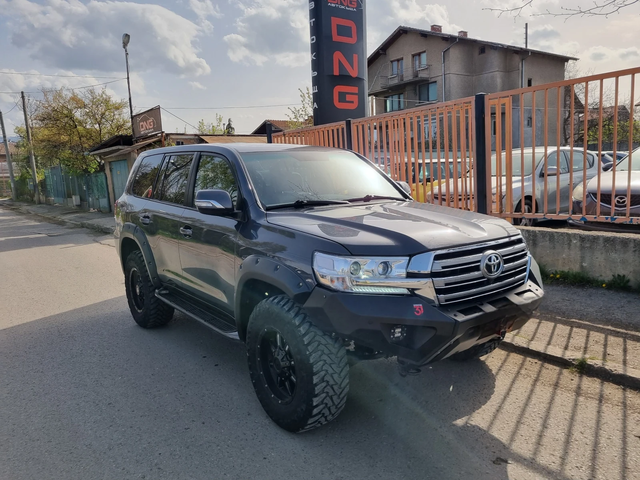 Toyota Land cruiser J200 4, 500TDI V8 EURO5B - автомобили, коли, обяви за нови и употребявани 1