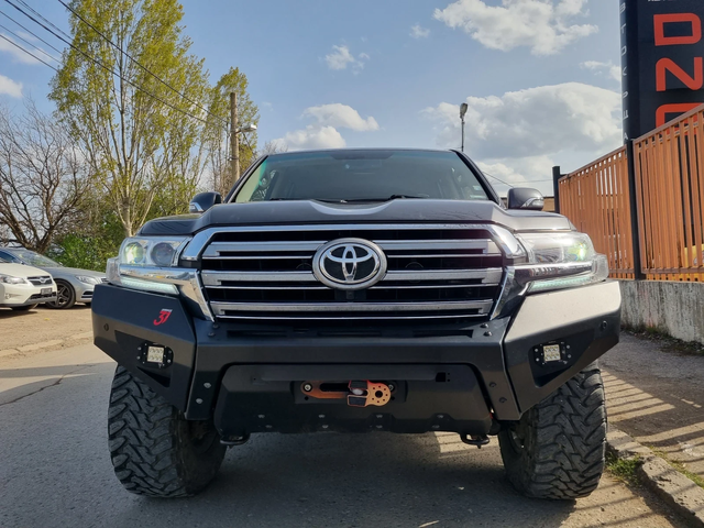 Toyota Land cruiser J200 4, 500TDI V8 EURO5B - автомобили, коли, обяви за нови и употребявани 2