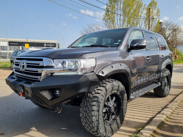 Toyota Land cruiser J200 4, 500TDI V8 EURO5B - автомобили, коли, обяви за нови и употребявани 3