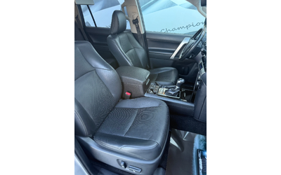 Toyota Land cruiser Топ Топ Топ - автомобили, коли, обяви за нови и употребявани 13