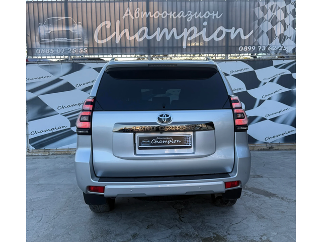 Toyota Land cruiser Топ Топ Топ - автомобили, коли, обяви за нови и употребявани 4