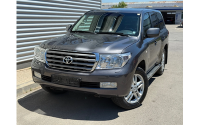 toyota-land-cruiser - 0