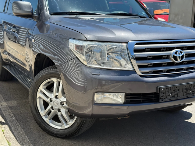 Toyota Land cruiser J200+ V8+ D-4D+ LUXURY+ Kay Less Go+ Камера+ Печка - автомобили, коли, обяви за нови и употребявани 7