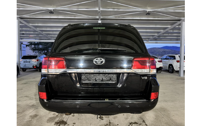 toyota-land-cruiser - 3