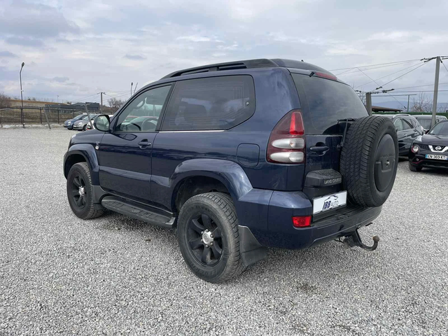 Toyota Land cruiser 3.0, D4D - автомобили, коли, обяви за нови и употребявани 4
