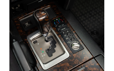 Toyota Land cruiser KAM* PANO* JBL* Обдухв* SHIKARI TUNING* CARBON* - автомобили, коли, обяви за нови и употребявани 12