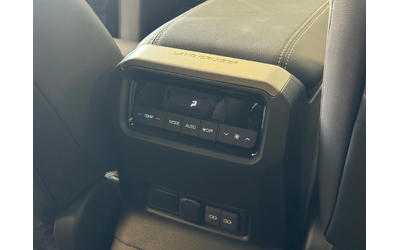 Toyota Land cruiser 2.4 iForce  PREMIUM - автомобили, коли, обяви за нови и употребявани 12