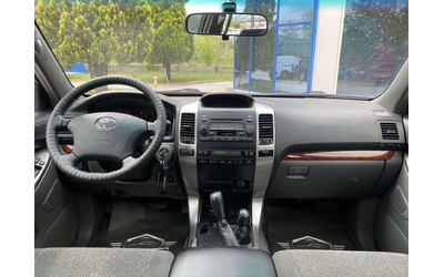 Toyota Land cruiser 3.0 D - автомобили, коли, обяви за нови и употребявани 7