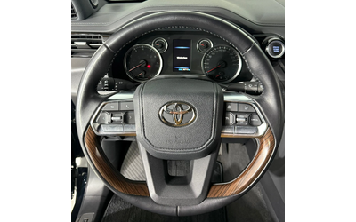 Toyota Land cruiser 300 * 10 speed shift - автомобили, коли, обяви за нови и употребявани 13