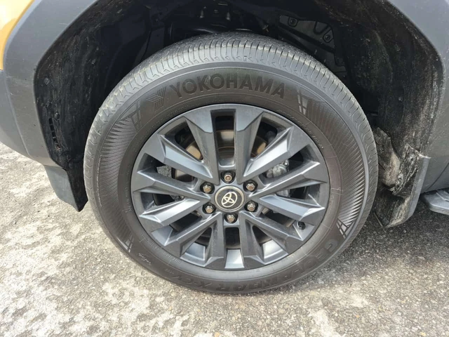 Toyota Land cruiser * 4WD * CARFAX * Бeз инциденти * - автомобили, коли, обяви за нови и употребявани 13