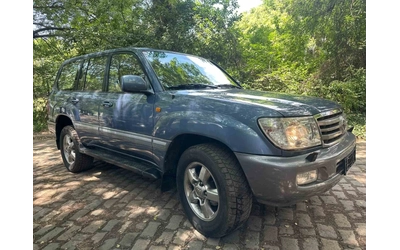 toyota-land-cruiser - 0