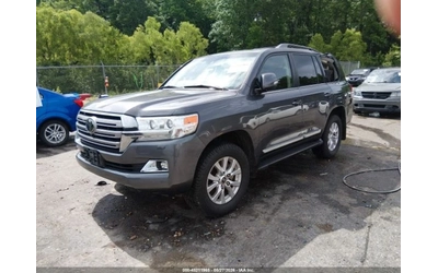 toyota-land-cruiser - 1