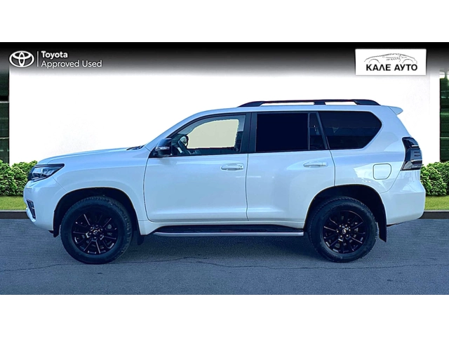 Toyota Land cruiser 150 2.8 D Black Edition - автомобили, коли, обяви за нови и употребявани 4