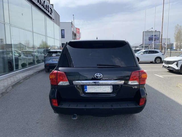 Toyota Land cruiser 200 4.5D-4D V8 Luxury - автомобили, коли, обяви за нови и употребявани 5