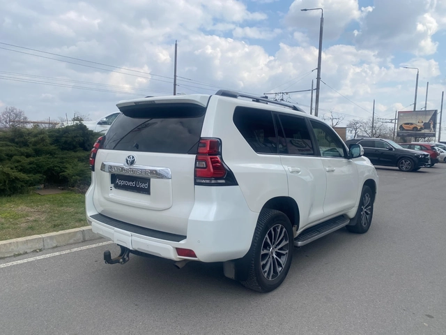 Toyota Land cruiser 150 2.8D Luxury - автомобили, коли, обяви за нови и употребявани 4