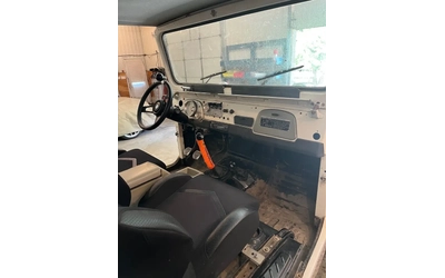 Toyota Land cruiser FJ 40 - автомобили, коли, обяви за нови и употребявани 6
