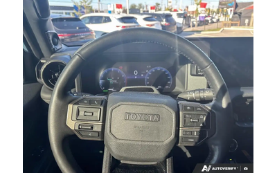 Toyota Land cruiser Land Cruiser Premium Package 4x4 - автомобили, коли, обяви за нови и употребявани 12