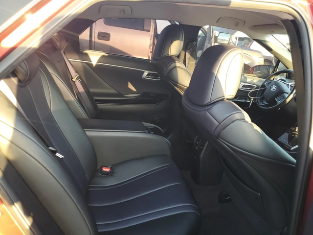 Toyota Mirai - автомобили, коли, обяви за нови и употребявани 9