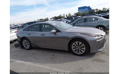 Toyota Mirai ELECTRIC Rear Wheel Drive - автомобили, коли, обяви за нови и употребявани 13