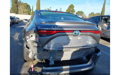 toyota-mirai-electric-rear-wheel-drive - 5