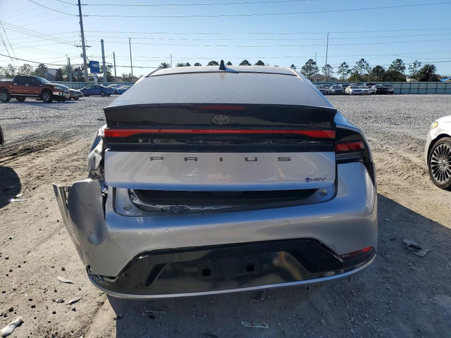 Toyota Prius 2.0L 4 Front Wheel Drive - автомобили, коли, обяви за нови и употребявани 6