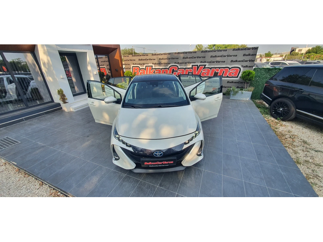 Toyota Prius PLUG IN HYBRID - автомобили, коли, обяви за нови и употребявани 11