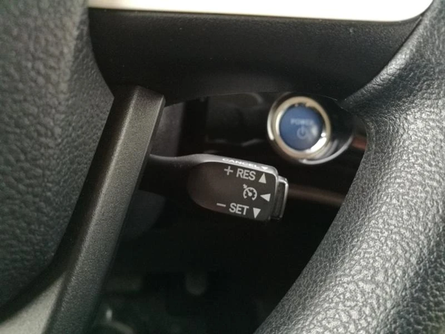 Toyota Prius Hybrid - автомобили, коли, обяви за нови и употребявани 10