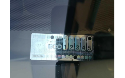 Toyota Prius Hybrid - автомобили, коли, обяви за нови и употребявани 13