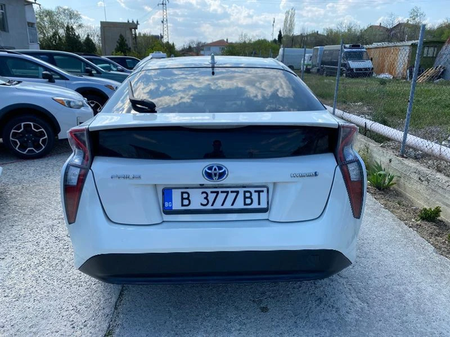 Toyota Prius Hybrid - автомобили, коли, обяви за нови и употребявани 4
