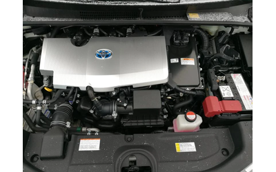 Toyota Prius Hybrid - автомобили, коли, обяви за нови и употребявани 9