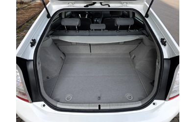 Toyota Prius 1.8Hybrid/136/e-CVT - автомобили, коли, обяви за нови и употребявани 13