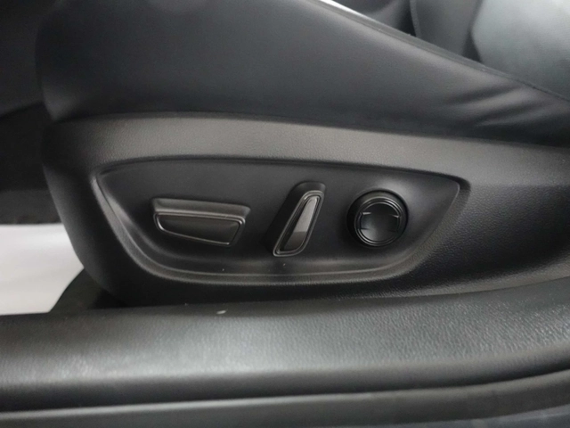 Toyota Prius XLE | 4X4 | КОЖА | CarPlay ЦЕНА ДО БГ - автомобили, коли, обяви за нови и употребявани 14