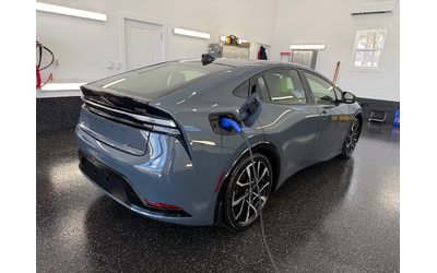 toyota-prius-prime-2-0l-4cyl-fwd - 2