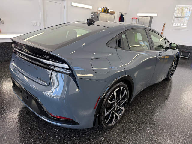Toyota PRIUS PRIME 2.0L 4cyl FWD - автомобили, коли, обяви за нови и употребявани 3