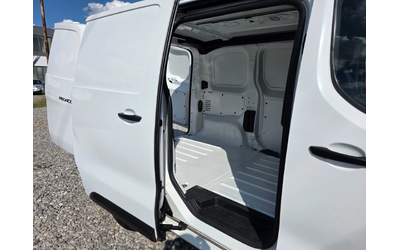 Toyota Proace 1.5D 120k.c UNIKAT ITALIA EURO 6B - автомобили, коли, обяви за нови и употребявани 11