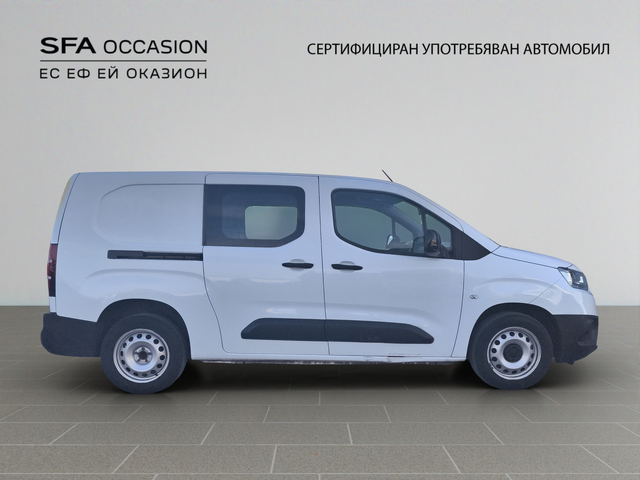 Toyota PROACE CITY 1.2L 110hp BVM6 E6 - автомобили, коли, обяви за нови и употребявани 3