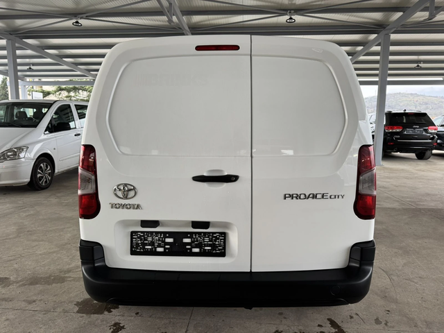 Toyota Proace City 1.5D* 75ps* 66хл.км* КЛИМАТИК - автомобили, коли, обяви за нови и употребявани 3