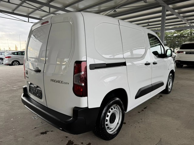 Toyota Proace City 1.5D* 75ps* 66хл.км* КЛИМАТИК - автомобили, коли, обяви за нови и употребявани 4