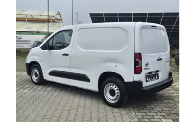 Toyota Proace City 1.5 диз. 76к.с. - автомобили, коли, обяви за нови и употребявани 9