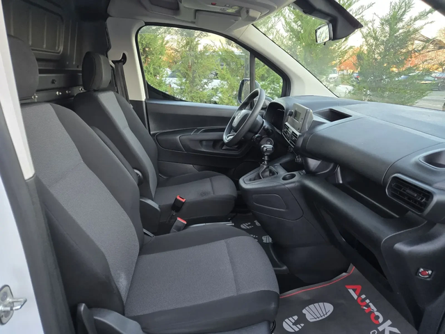 Toyota Proace City 1.5D4d-102кс= 147.000км= АВТОПИЛОТ= СЕРВ.ИСТОРИЯ - автомобили, коли, обяви за нови и употребявани 13