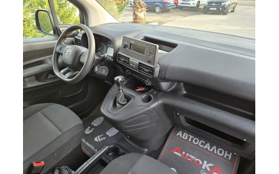 Toyota Proace City 1.5D-102KC= MAXI= 6CK= АВТОПИЛОТ= ДДС - автомобили, коли, обяви за нови и употребявани 11
