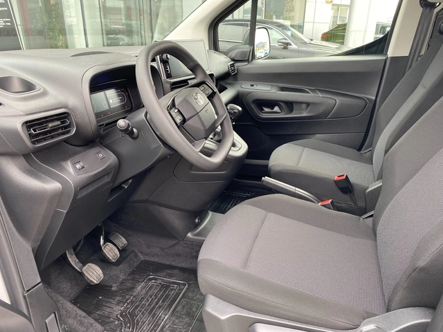 Toyota Proace City 1.5 D4D 6MT L2  COMFORT - автомобили, коли, обяви за нови и употребявани 14