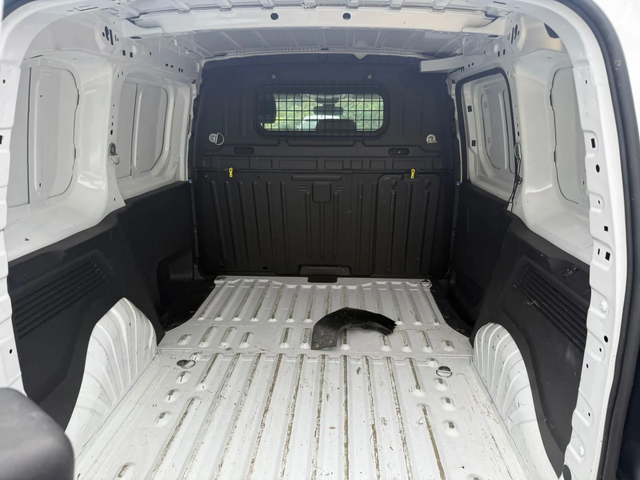 Toyota Proace City Verso - автомобили, коли, обяви за нови и употребявани 3