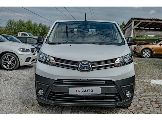 Toyota Proace City Verso Electro/Товарен/Навигация/Климатик - автомобили, коли, обяви за нови и употребявани 0