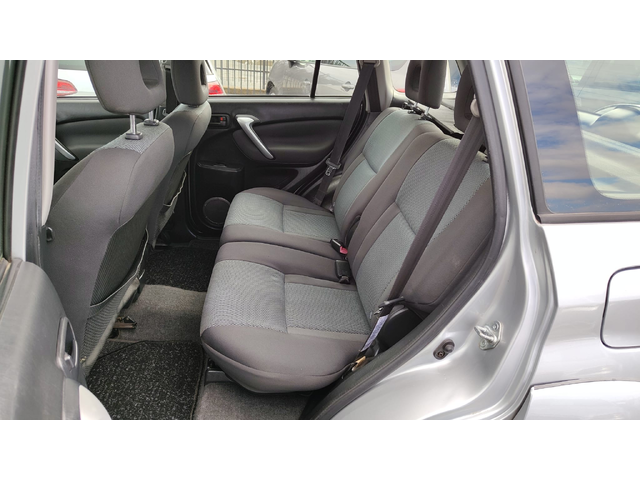 Toyota Rav 4 D-4D - автомобили, коли, обяви за нови и употребявани 10