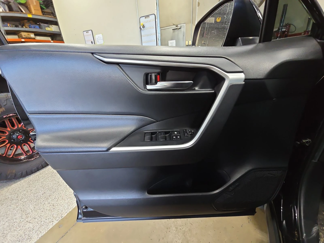 Toyota Rav4 2021 XLE* DISTRONIK* LANE ASSIST* KEYLESS* ПОДГРЕВ - автомобили, коли, обяви за нови и употребявани 11